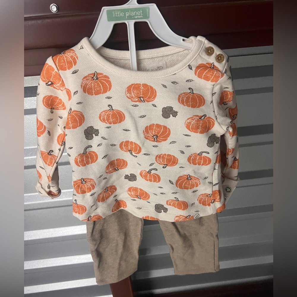 Carter’s Little Pumpkin Outfit 9 months